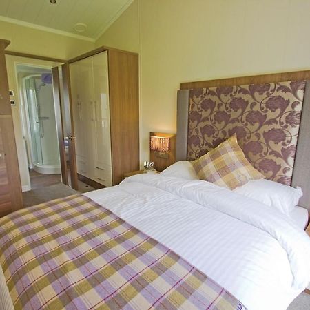 The Springs Lakeside Holiday Park Fladbury Номер фото