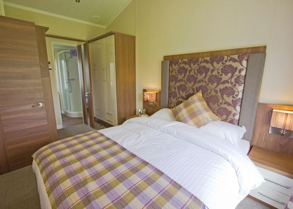 The Springs Lakeside Holiday Park Fladbury Номер фото